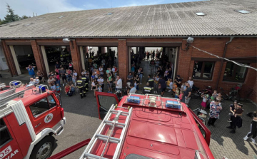  Idén is megnyílnak a tűzoltó szertárkapuk
