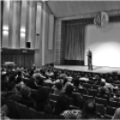 Két óra a föld körül Vujity Tvrtkoval