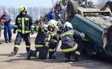  A dombóvári tűzoltók képviselik vármegyénket az országos műszaki mentő versenyen