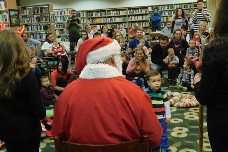 A könyvtárban is várták a Mikulást