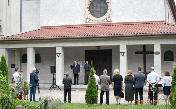 Az 1944-es újdombóvári bombázás áldozatairól emlékeztek